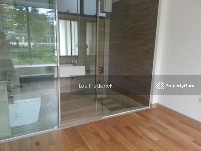 Master bedroom with sunken bath