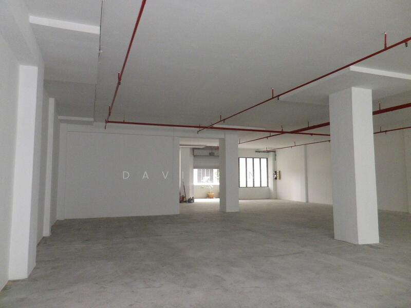 Shun Li Industrial Complex, 705 Sims Drive, 3,032 sqft, Light Industrial (B1) For Rent, by Davies Ng, 23515219 - CommercialGuru.com.sg