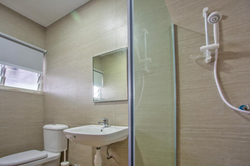 Pink room - private bathroom