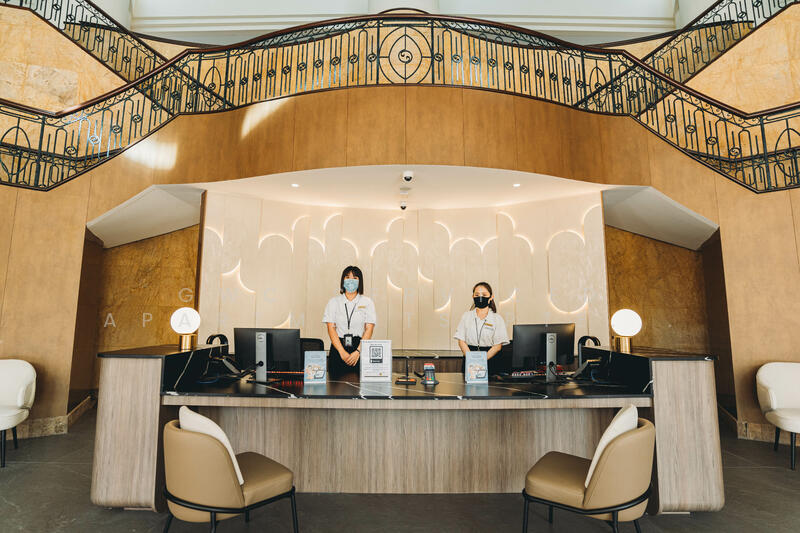 Main Lobby / Guest Services