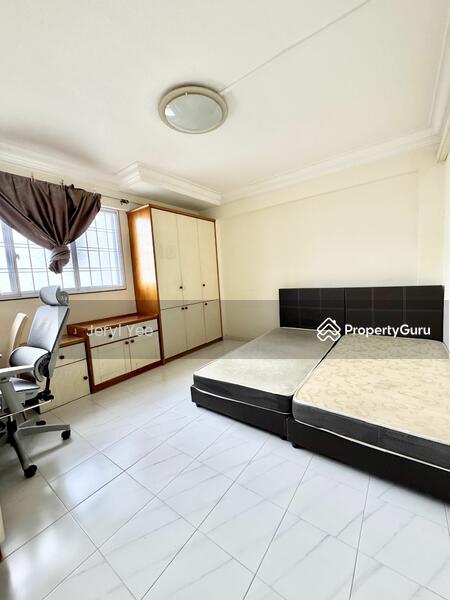 For Rent - 329 Serangoon Avenue 3