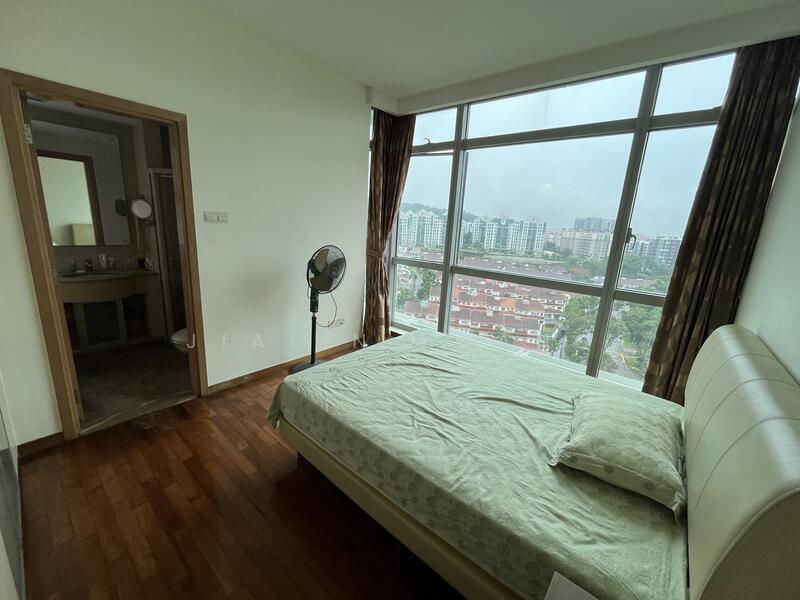 Hillview Regency, 28 Bukit Batok East Avenue 2, 3 Bedrooms, 1,109 sqft, Condominium For Rent, by Jialin Huang, 23520385 - PropertyGuru.com.sg