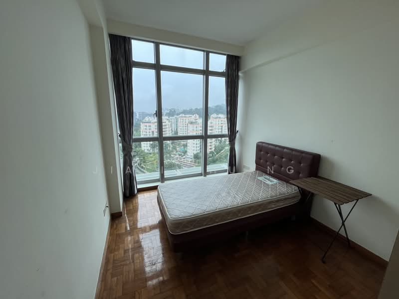Hillview Regency, 28 Bukit Batok East Avenue 2, 3 Bedrooms, 1,109 sqft, Condominium For Rent, by Jialin Huang, 23520385 - PropertyGuru.com.sg