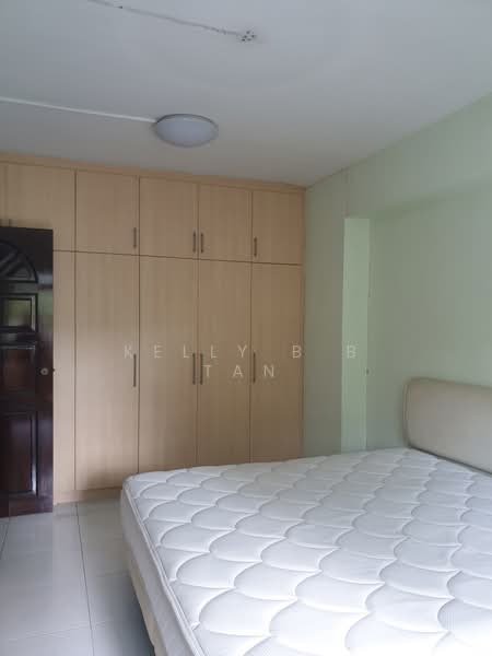 381 Tampines Street 32, 381 Tampines Street 32, Room Rental, 160 sqft, HDB Flat For Rent, by Kelly B B Tan, 23523248 - PropertyGuru.com.sg