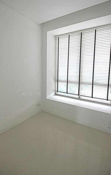 Scotts Square, 8 Scotts Road, 3 Bedrooms, 1,249 sqft, Apartment For Rent, by Renee Lim, 23523544 - Bedroom 2 - PropertyGuru.com.sg
