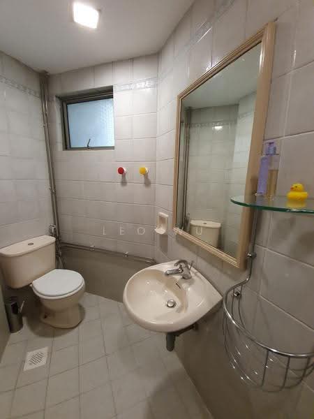 The Riverside Piazza, 11 Keng Cheow Road, Boat Quay / Raffles Place / Marina, Room Rental, 150 sqft, Condominium For Rent, by Leo Wu, 23526068 - PropertyGuru.com.sg
