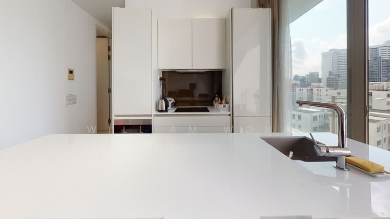 Scotts Square, 8 Scotts Road, 2 Bedrooms, 947 sqft, Apartment For Sale, by William Wong, 23528441 - PropertyGuru.com.sg