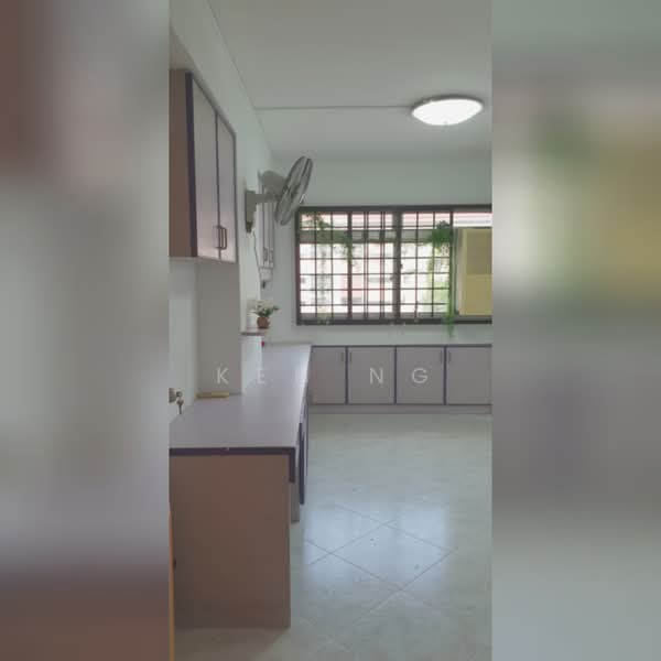 For Rent - 811 Jurong West Street 81