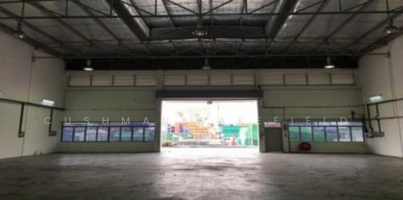 25 Loyang Crescent - Single-Storey Terrace Factory with Mezzanine office, 25 Loyang Crescent, Blk 201 to 203 – Retained, 9,300 sqft, Factory / Workshop (B2) For Rent, by ERIC TAN, 23530090 - CommercialGuru.com.sg