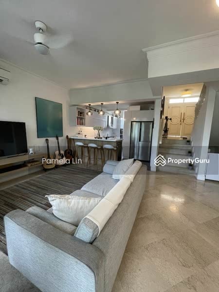 Entrance to living area