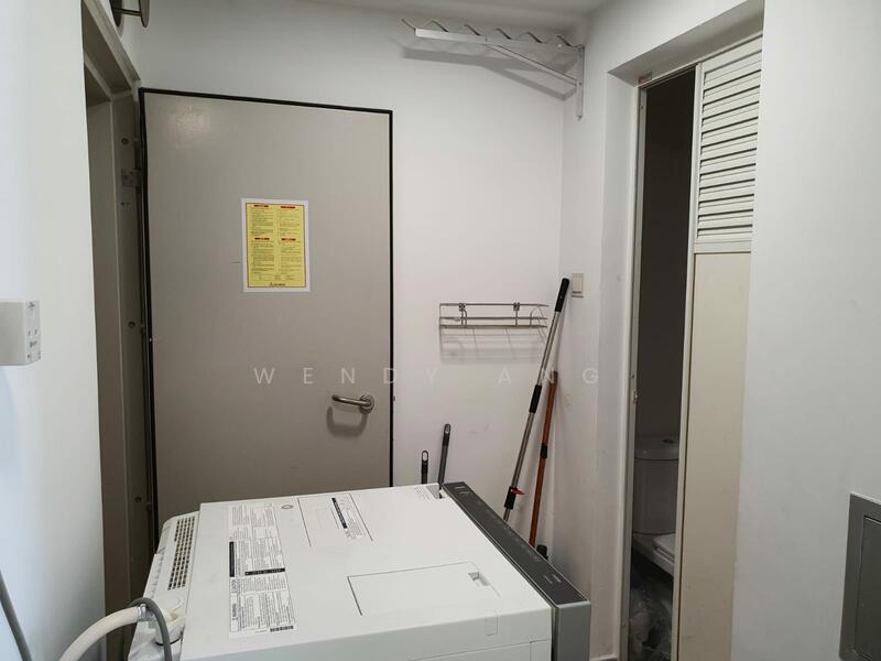 One Amber, 3 Amber Gardens, 4 Bedrooms, 1,701 sqft, Condominium For Rent, by Whendi Hong, 23530827 - Yard - Bomb shelter and WC area - PropertyGuru.com.sg