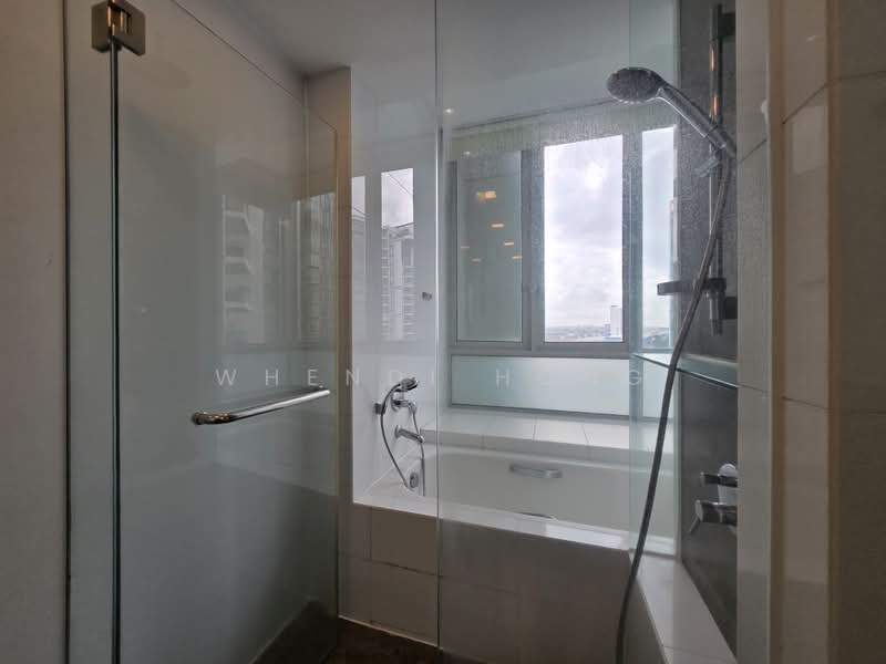 One Amber, 3 Amber Gardens, East Coast / Marine Parade, 4 Bedrooms, 1,701 sqft, Condominium For Rent, by Whendi Hong, 23530827 - Master Bathroom comes with bathtub - PropertyGuru.com.sg