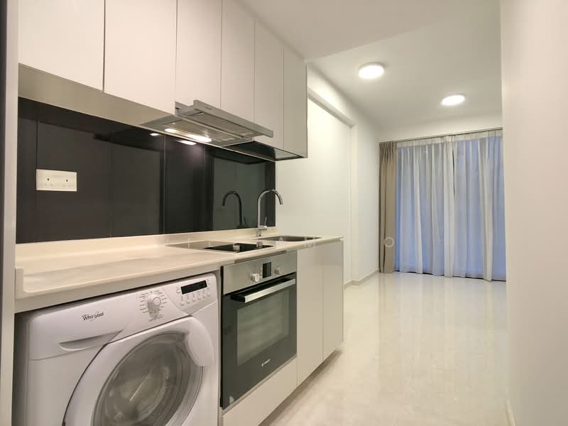 LIV on Sophia, 14 Adis Road, 2 Bedrooms, 538 sqft, Apartment For Rent, by William Oo, 23531422 - Kitchen - PropertyGuru.com.sg