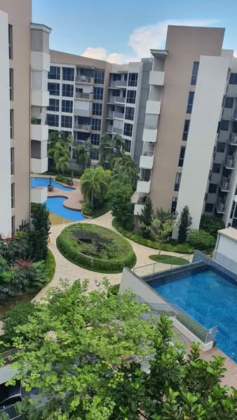Palm Isles, 42 Flora Drive, 1 Bedroom, 517 sqft, Condominium For Rent, by Lille Low, 23533686 - PropertyGuru.com.sg