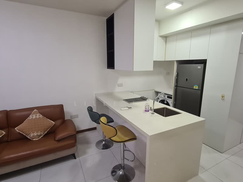 Palm Isles, 42 Flora Drive, 1 Bedroom, 517 sqft, Condominium For Rent, by Lille Low, 23533686 - PropertyGuru.com.sg