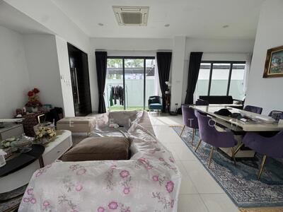 For Sale - Springleaf Lane