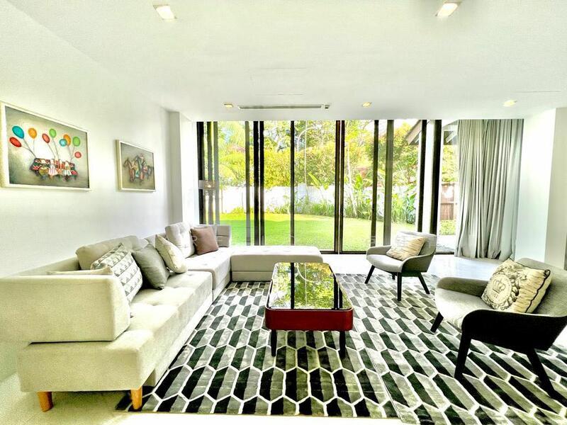 8*9666882Modern GCB, Close to Botanic Gardens现代植物园优质洋房, Cluny road, 7 Bedrooms, 12,000 sqft, Good Class Bungalow For Rent, by Clare Loh 卢煜婕, 23534597 - PropertyGuru.com.sg