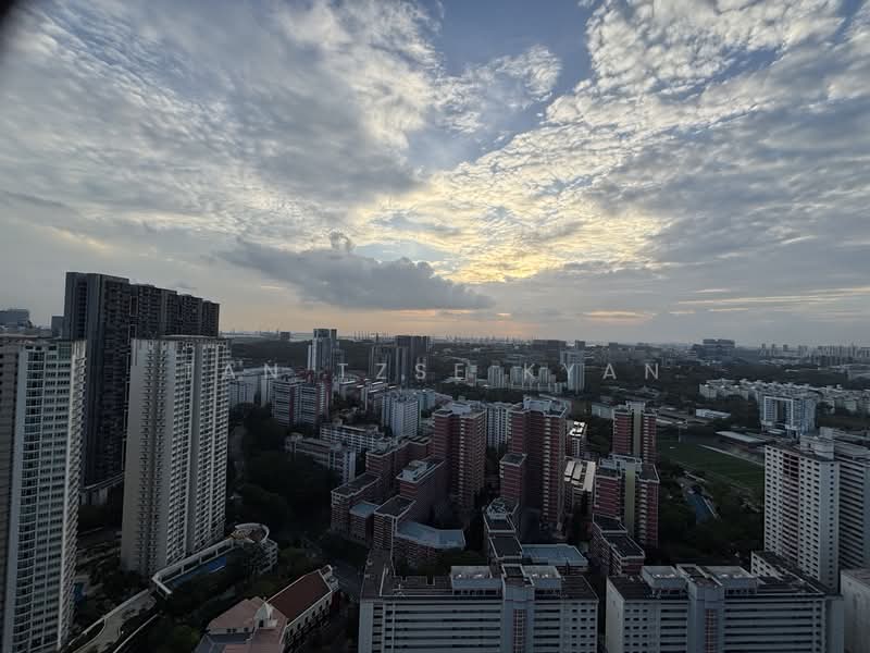 Queens Peak, 1 Dundee Road, 3 Bedrooms, 1,055 sqft, Condominium For Rent, by Tan Tzse Kyan, 23534610 - PropertyGuru.com.sg