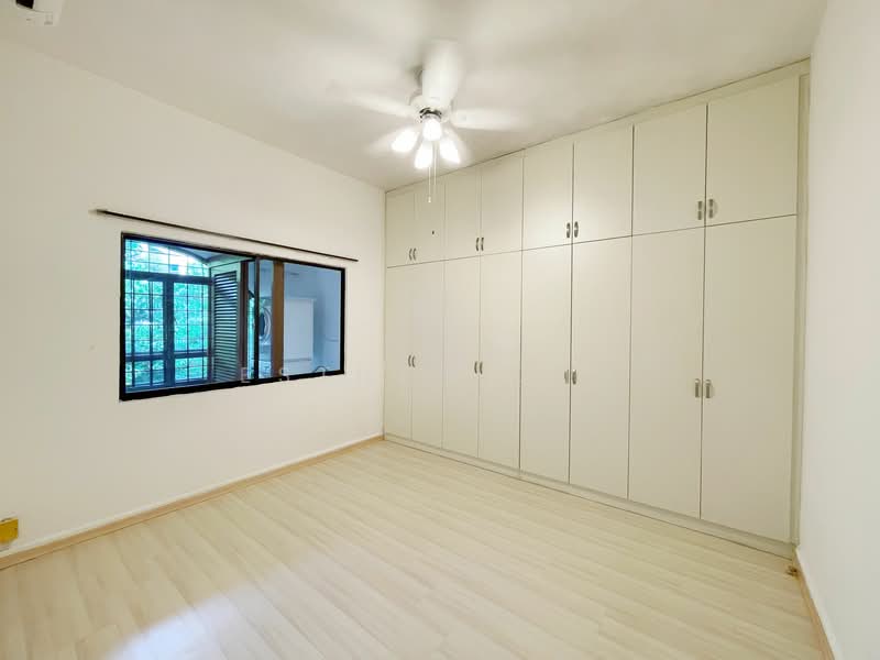 Oxley Garden, 5 Oxley Rise, 3 Bedrooms, 1,645 sqft, Apartment For Rent, by Esther Ong, 23536322 - PropertyGuru.com.sg