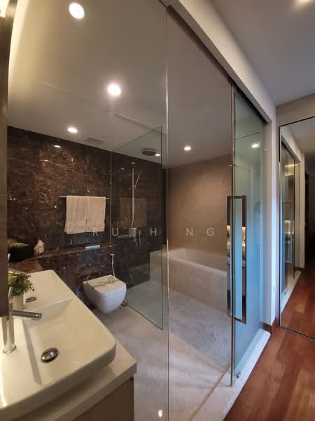 Greenwood Mews, 271 Greenwood Avenue, 5 Bedrooms, 3,100 sqft, Cluster House For Rent, by Ruth Ng, 23537827 - PropertyGuru.com.sg