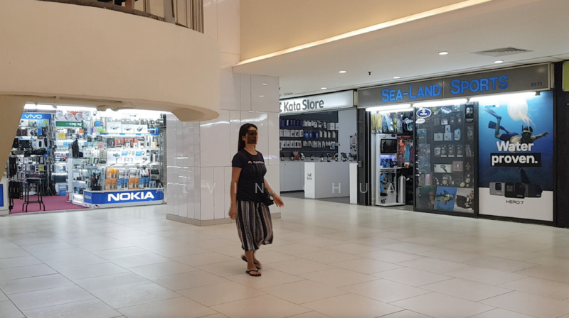 Lucky Plaza, 304 Orchard Road, 215 sqft, Mall Shop For Sale, by Alvin Chua, 23539575 - CommercialGuru.com.sg