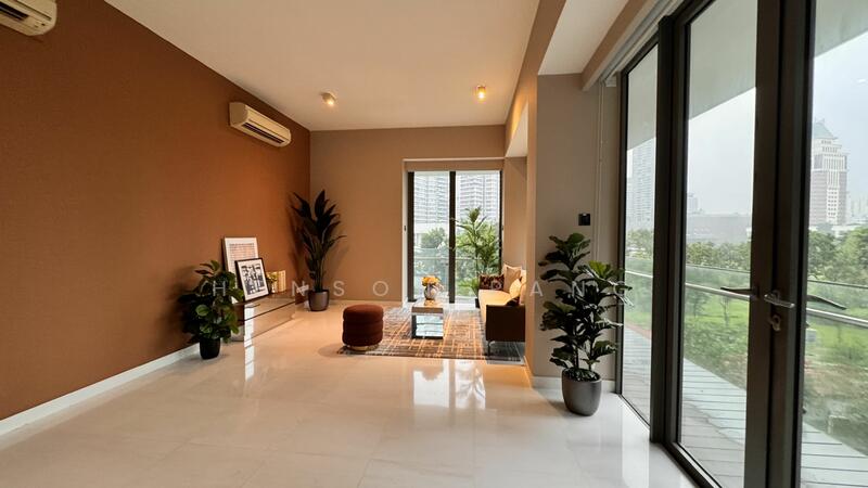 For Sale - The Lumos