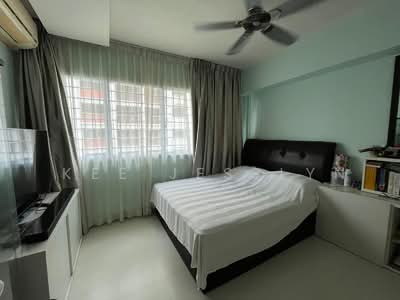 For Rent - 833 Hougang Central