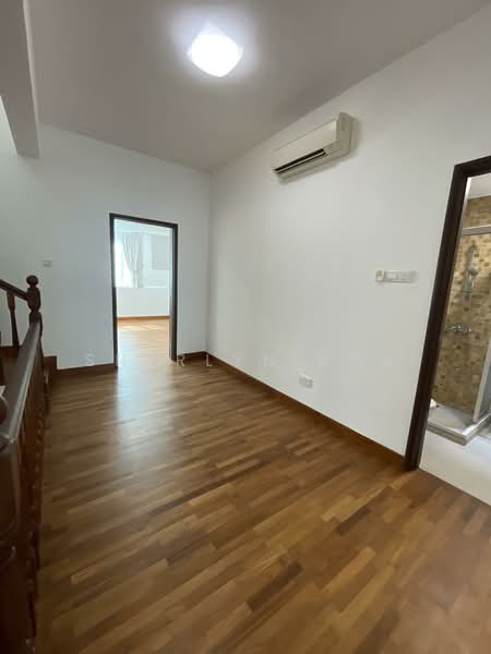 Terrace House, Barker Road, 4 Bedrooms, 2,500 sqft, Terraced House For Rent, by Sherlyn Koh, 23545982 - PropertyGuru.com.sg