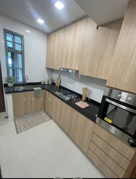 Terrace House, Barker Road, 4 Bedrooms, 2,500 sqft, Terraced House For Rent, by Sherlyn Koh, 23545982 - PropertyGuru.com.sg