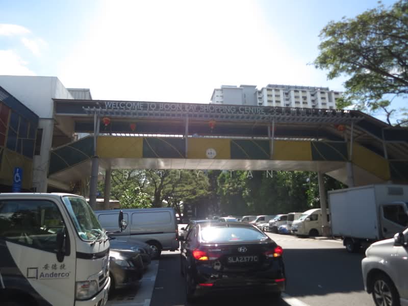 Boon Lay Shopping Centre, 221 Boon Lay Place, 5,318 sqft, Shop / Shophouse For Rent, by Betty Tan, 23546104 - CommercialGuru.com.sg