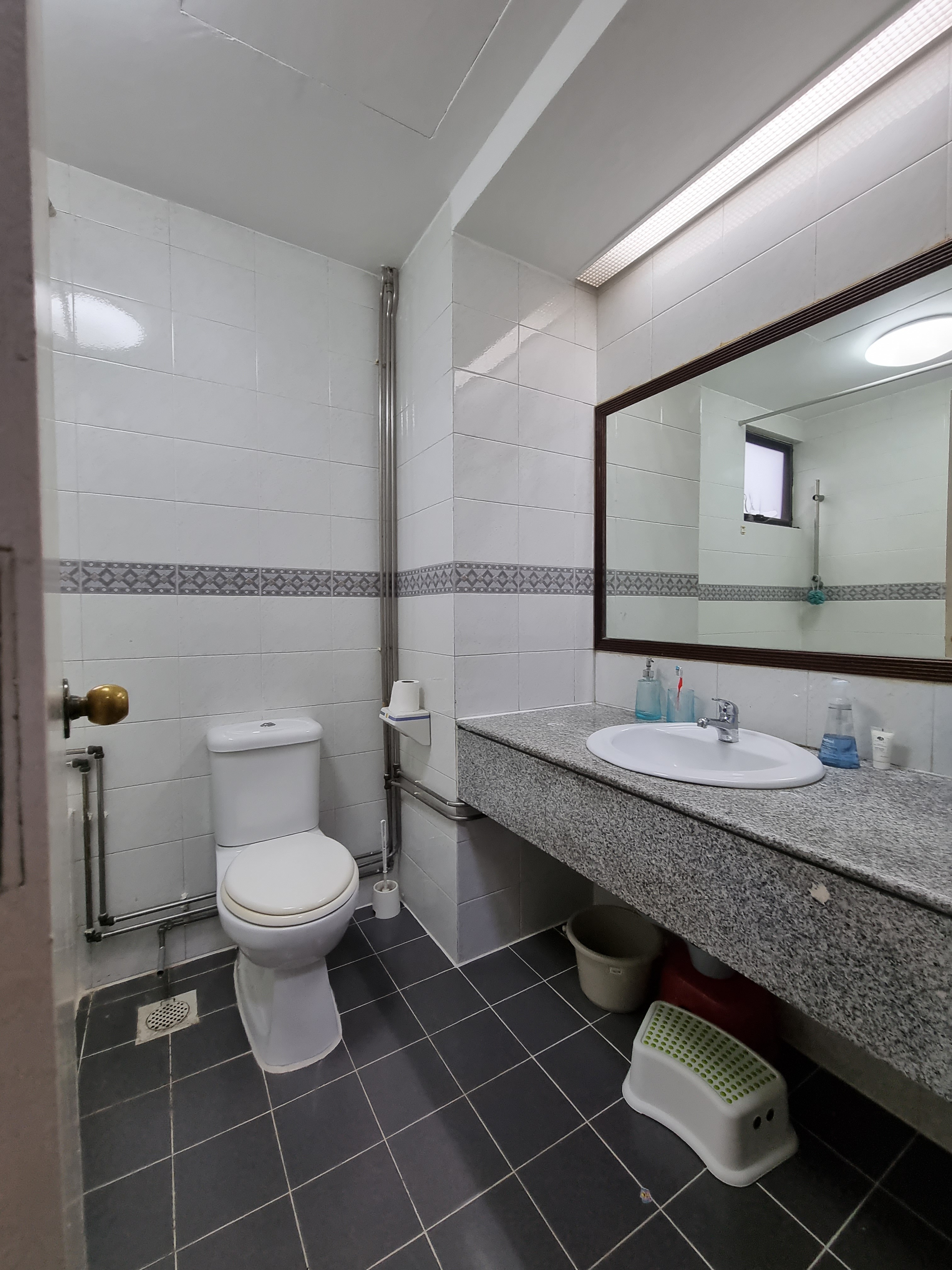 For Rent - Holland Hill Park