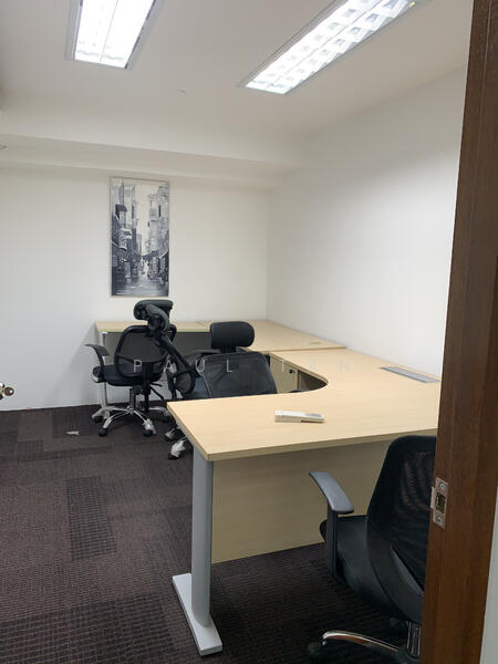 Heng Loong Building, 61 Bukit Batok Crescent, 120 sqft, Office For Rent, by Paul Tan, 23548134 - CommercialGuru.com.sg