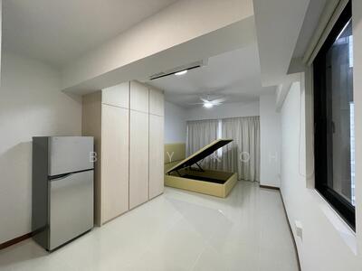 For Rent - Lucky Plaza