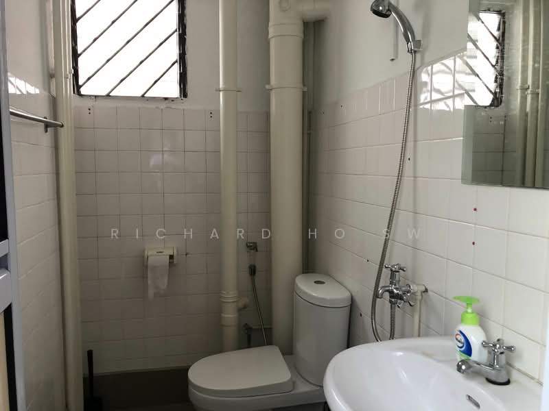 445 Tampines Street 42, 445 Tampines Street 42, 2 Bedrooms, 688 sqft, HDB Flat For Rent, by Richard Ho SW, 23548972 - PropertyGuru.com.sg