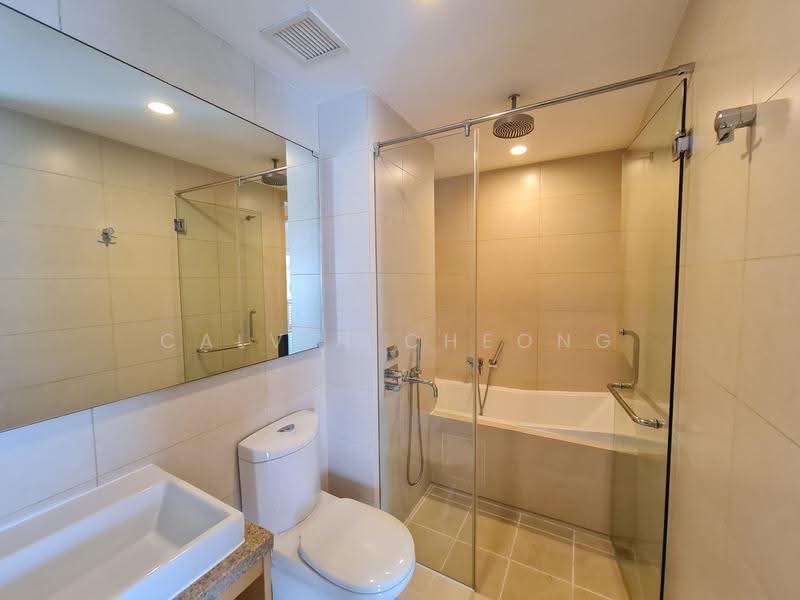 The Cathay Residences, 30 Mount Sophia, Orchard / River Valley, 2 Bedrooms, 1,004 sqft, Condominium For Rent, by Calvin Cheong, 23549346 - Bathroom - PropertyGuru.com.sg