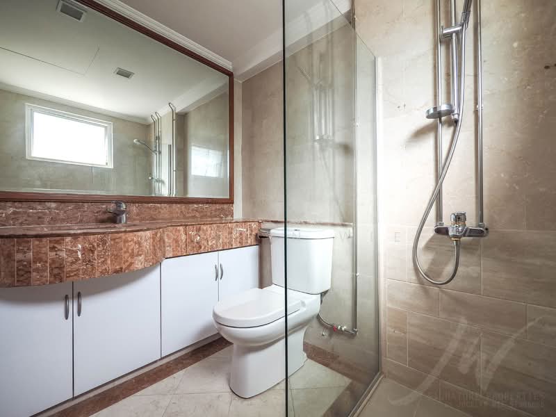 Emerald Garden Condominium For Sale at S$ 2,500,000 | PropertyGuru Singapore