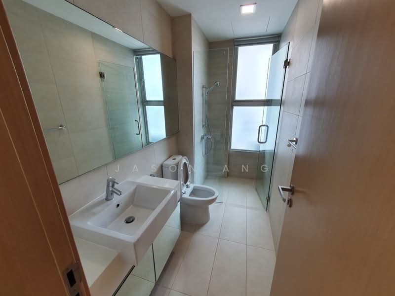 Tierra Vue, 42 St. Patrick'S Road, 2 Bedrooms, 1,033 sqft, Condominium For Rent, by Jason Ang, 23553881 - Common bathroom - PropertyGuru.com.sg