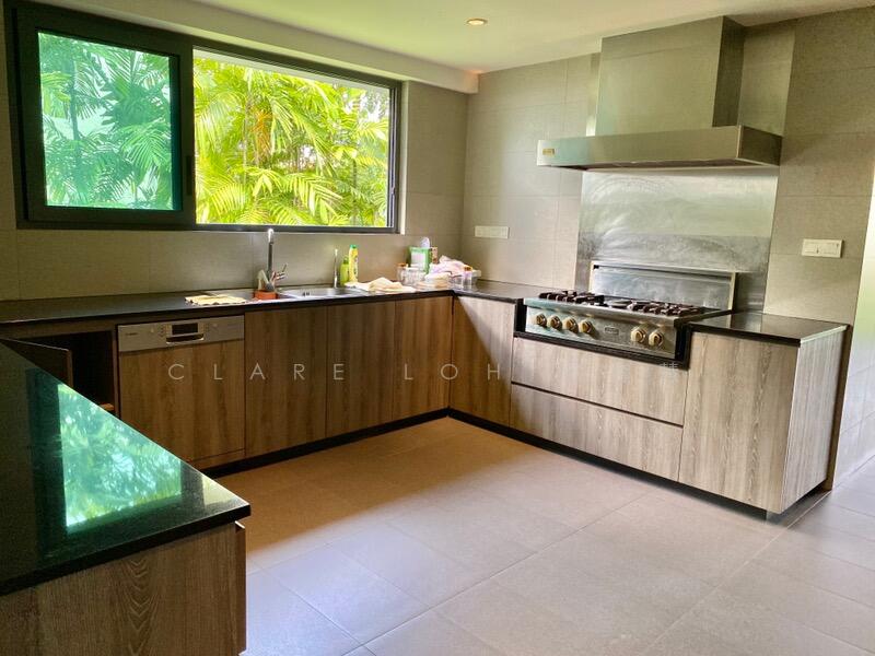 For Rent - Experience the wow factor at this Ford ave GCB