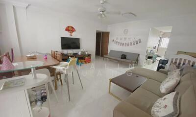 For Rent - 448 Tampines Street 42