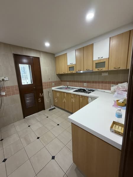 Mutiara Crest, 2 Jalan Mutiara, 3 Bedrooms, 1,335 sqft, Apartment For Rent, by Merilyn Susanto, 23556276 - PropertyGuru.com.sg