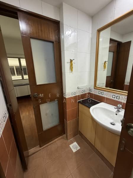 Mutiara Crest, 2 Jalan Mutiara, 3 Bedrooms, 1,335 sqft, Apartment For Rent, by Merilyn Susanto, 23556276 - PropertyGuru.com.sg