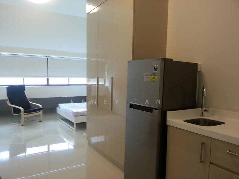 Lakepoint Condo, 10 Lakepoint Drive, Boon Lay / Jurong / Tuas, Room Rental, 250 sqft, Condominium For Rent, by Kenny Tan, 23556309 - PropertyGuru.com.sg