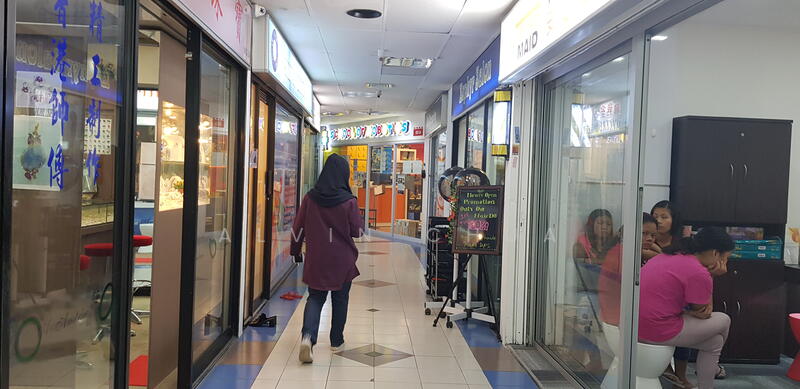 Bukit Timah Shopping Centre, 170 Upper Bukit Timah Road, 388 sqft, Mall Shop For Sale, by Alvin Chua, 23557261 - CommercialGuru.com.sg