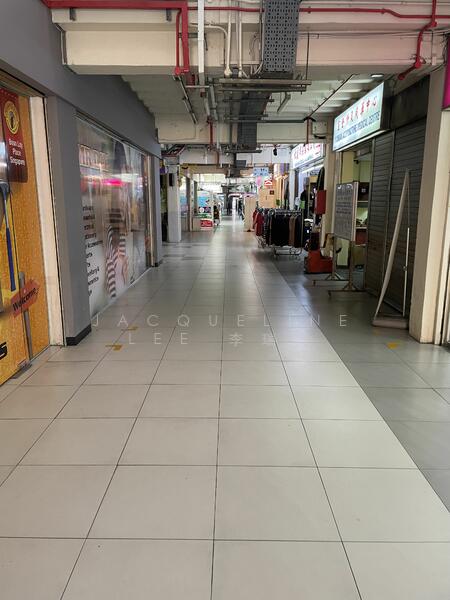Boon Lay Shopping Centre, 221 Boon Lay Place, 850 sqft, Shop / Shophouse For Sale, by Jacqueline Lee 李瑞玲, 23557768 - CommercialGuru.com.sg