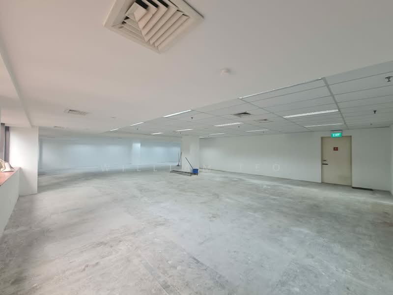 Peninsula Plaza, 111 North Bridge Road, 2,175 sqft, Office For Rent, by William Teo, 23558177 - CommercialGuru.com.sg