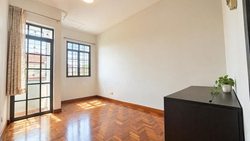 Westwood Park, Westwood Crescent, Boon Lay / Jurong / Tuas, 5 Bedrooms, 2,600 sqft, Terraced House For Sale, by Lin Shufang, 23558668 - Common Bedroom - PropertyGuru.com.sg