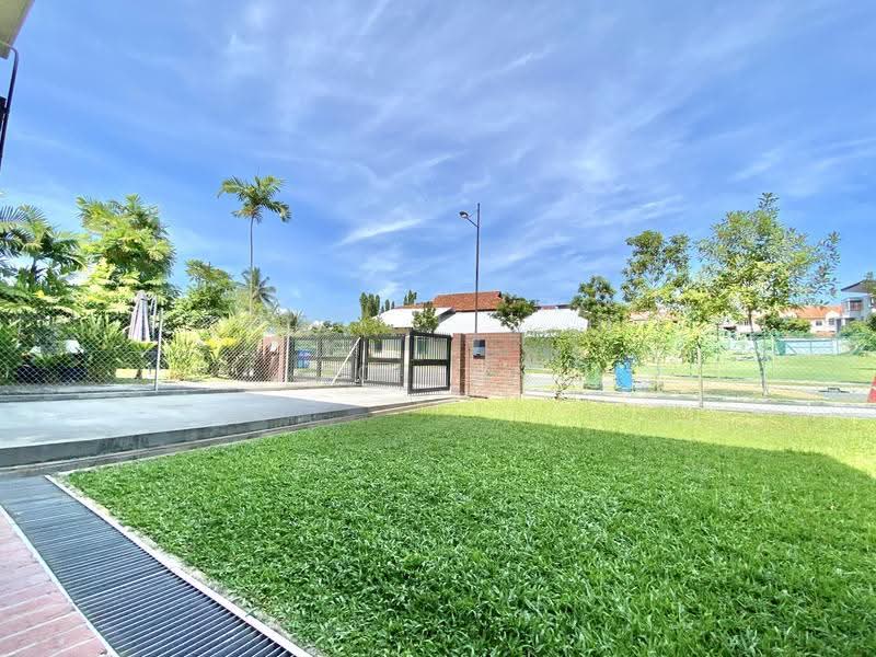 Almost Black & White Space with Lotsa Character & Tranquility, Bedok Ave / Kew / Eastwood / Upper East Coast, Bedok / Upper East Coast, 4 Bedrooms, 3,000 sqft, Semi-Detached House For Rent, by JO Tan, 23559161 - PropertyGuru.com.sg