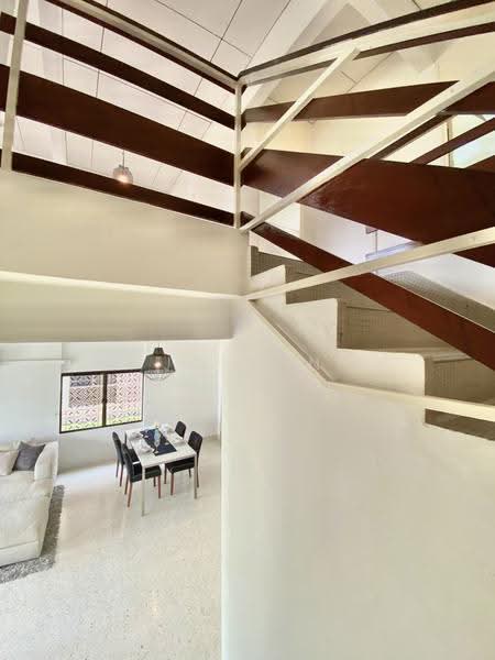 Almost Black & White Space with Lotsa Character & Tranquility, Bedok Ave / Kew / Eastwood / Upper East Coast, Bedok / Upper East Coast, 4 Bedrooms, 3,000 sqft, Semi-Detached House For Rent, by JO Tan, 23559161 - PropertyGuru.com.sg