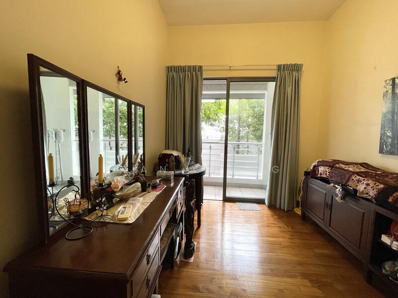 Bedroom 3 with balcony