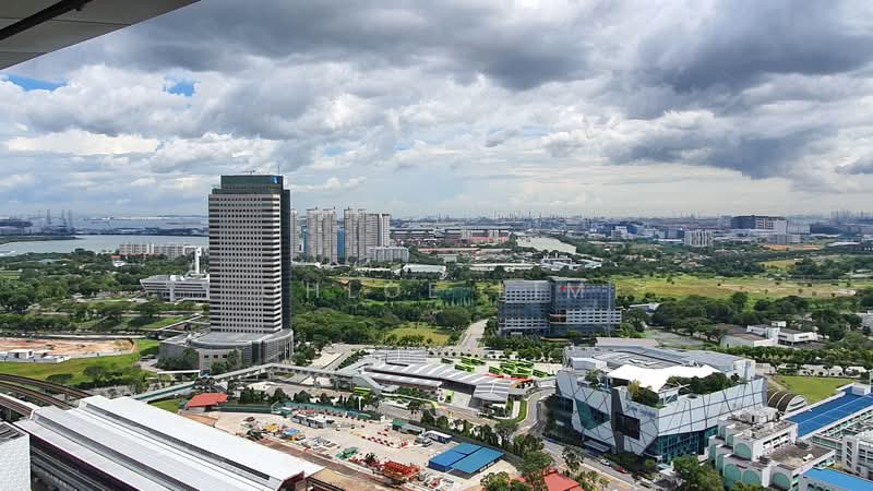J Gateway, 2 Gateway Drive, 3 Bedrooms, 947 sqft, Condominium For Rent, by Chloe Lim, 23561001 - PropertyGuru.com.sg